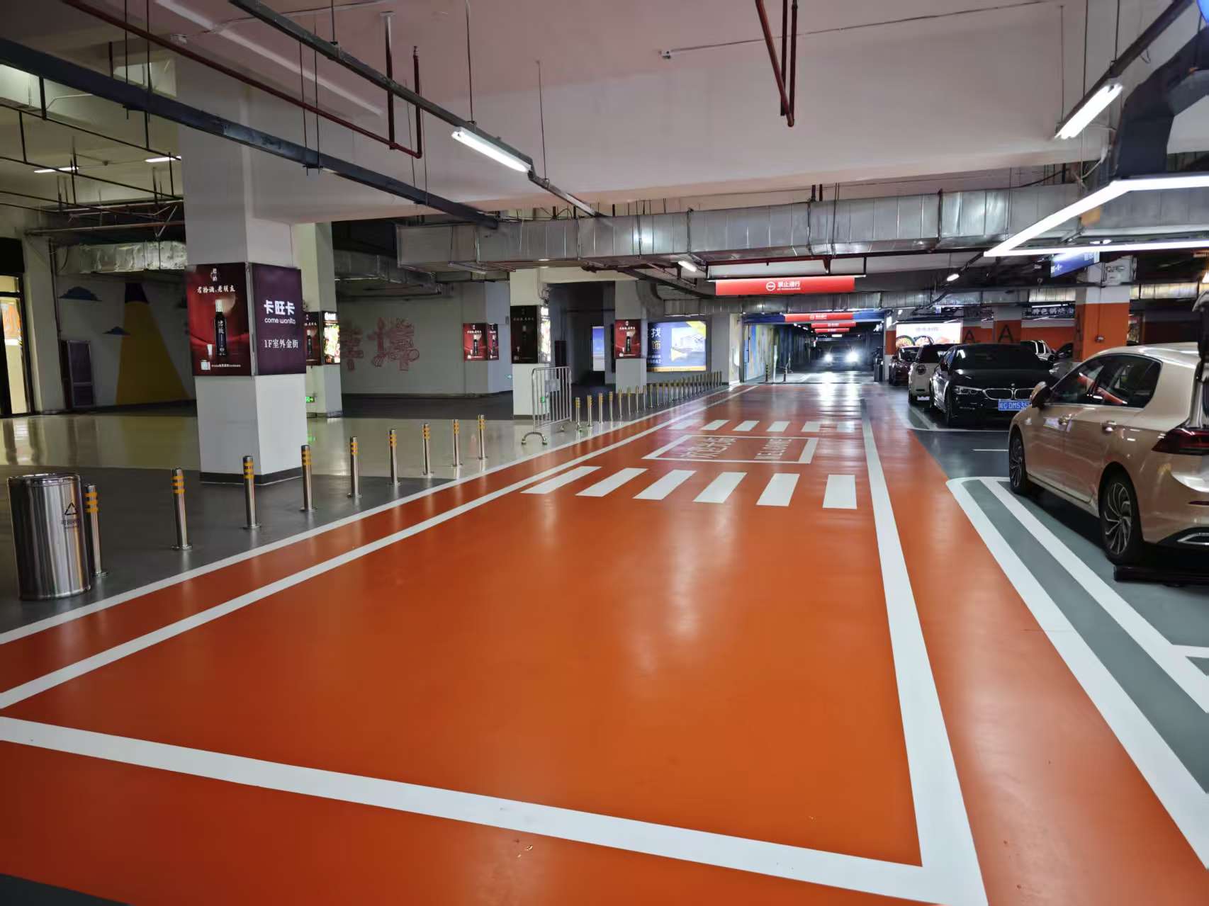 现场车库照片4.jpg